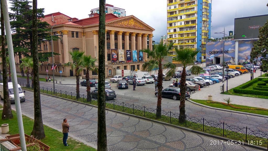 Apartment Eteri Batumi Eksteriør bilde