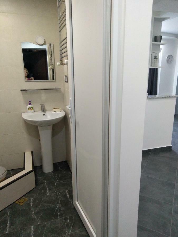 Apartment Eteri Batumi Eksteriør bilde