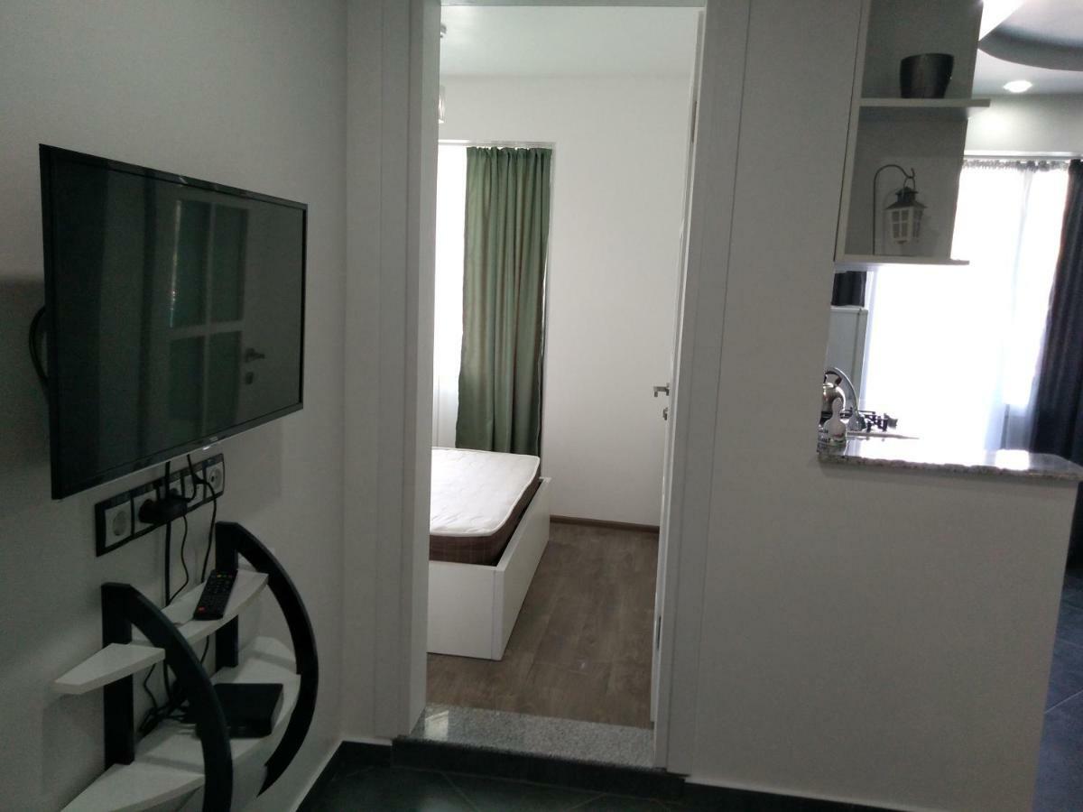 Apartment Eteri Batumi Eksteriør bilde