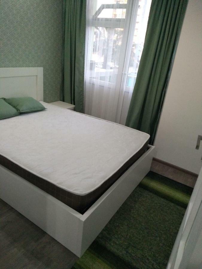 Apartment Eteri Batumi Eksteriør bilde