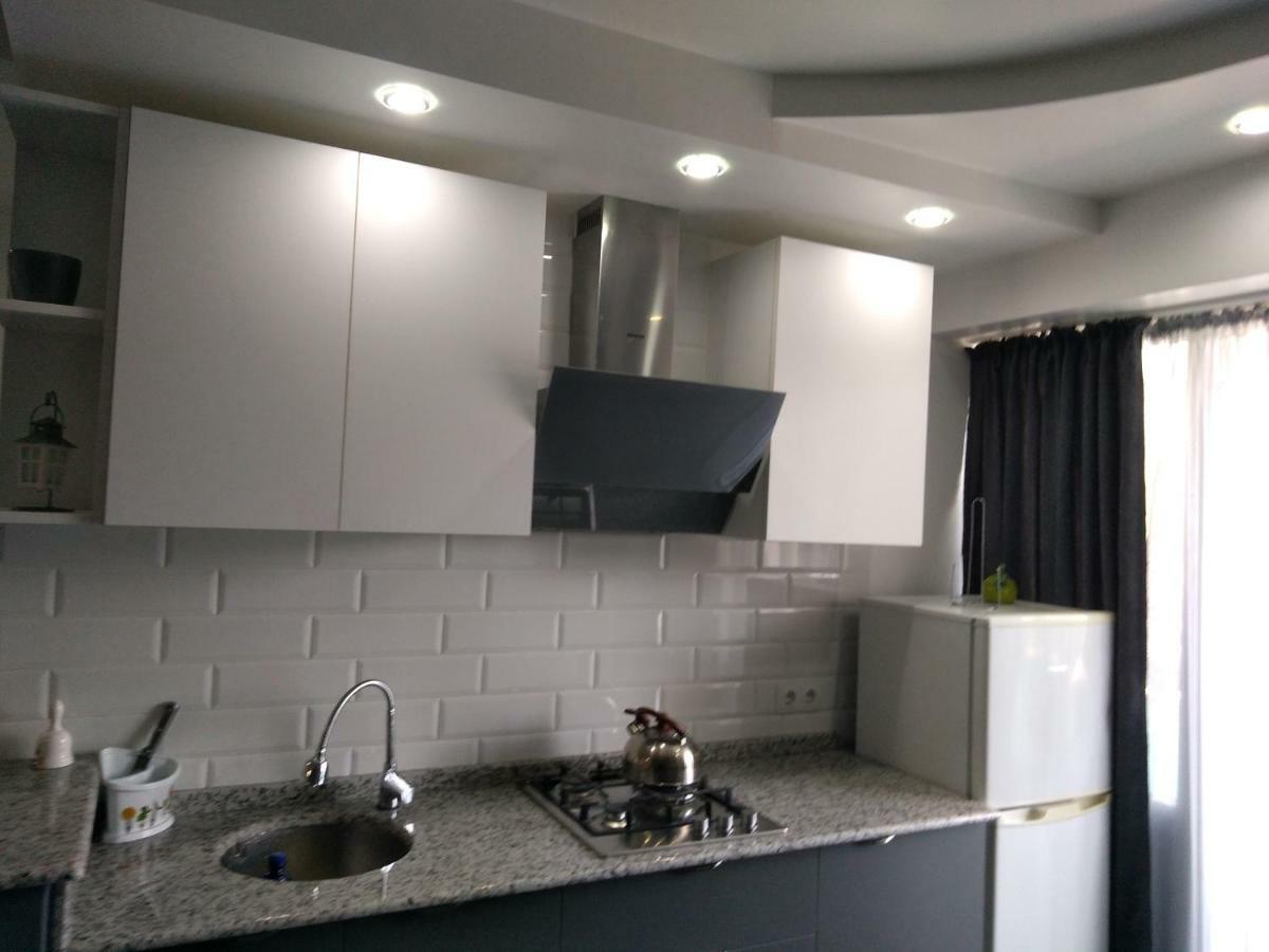 Apartment Eteri Batumi Eksteriør bilde