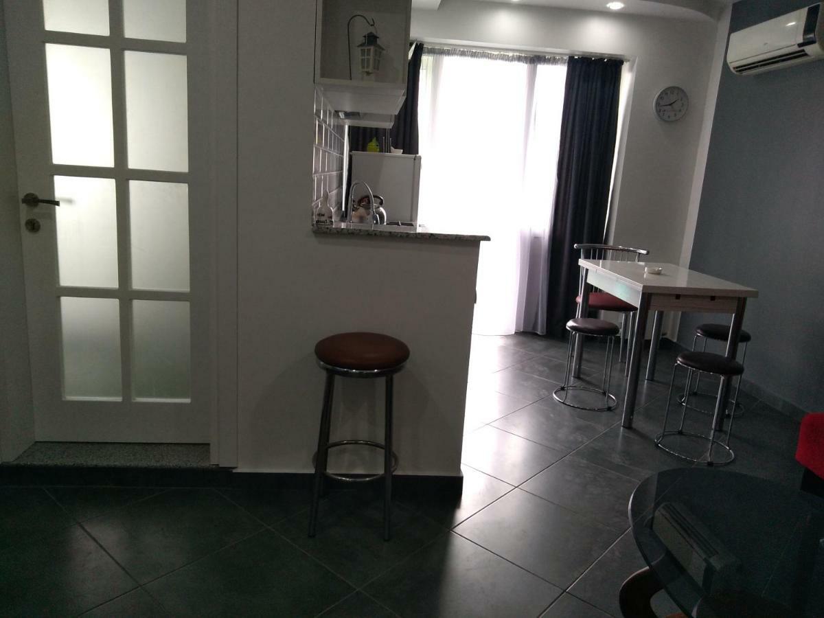 Apartment Eteri Batumi Eksteriør bilde