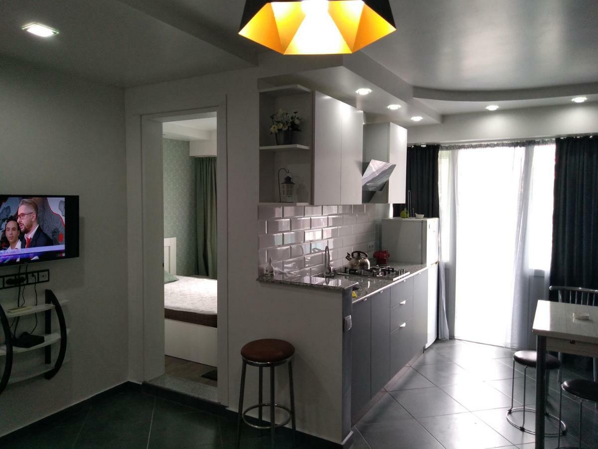 Apartment Eteri Batumi Eksteriør bilde