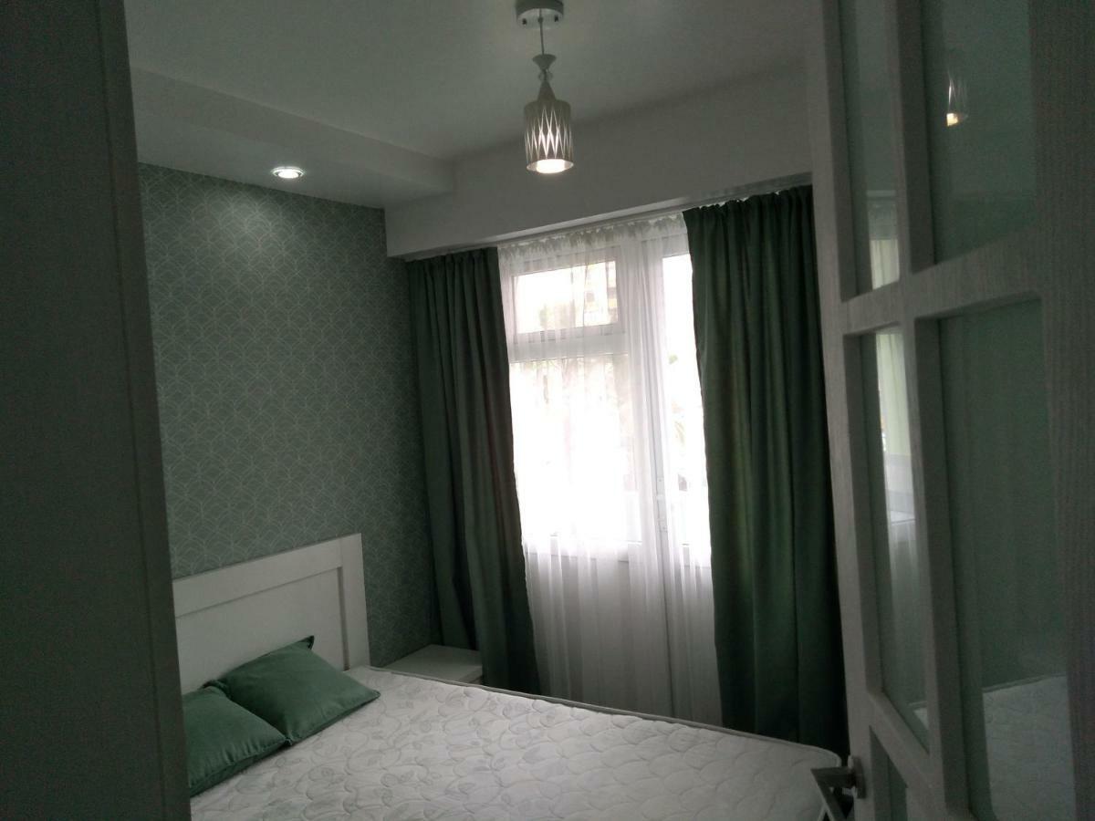 Apartment Eteri Batumi Eksteriør bilde